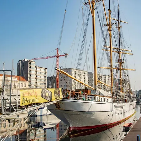 In Near The Διαμέρισμα Οστένδη