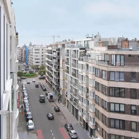 In Near The Διαμέρισμα