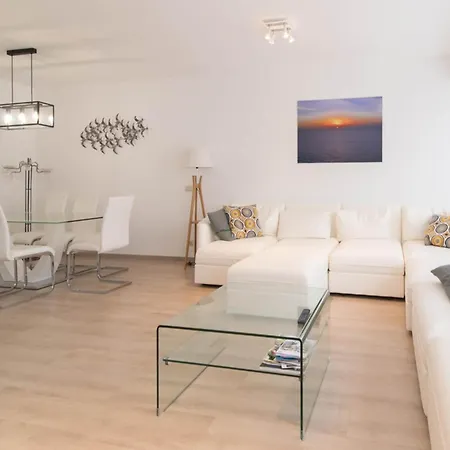 In Near The * Οστένδη