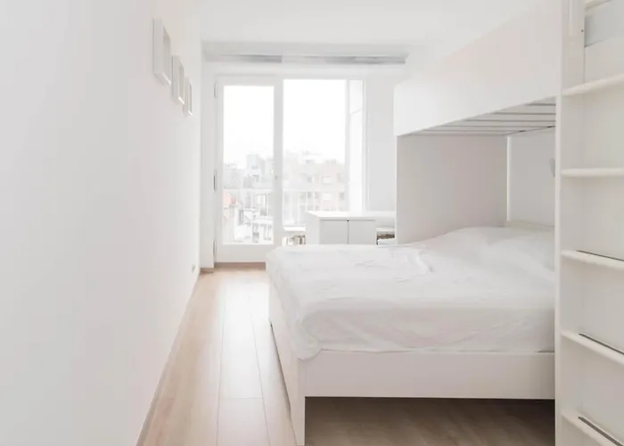 In Near The 오스텐드